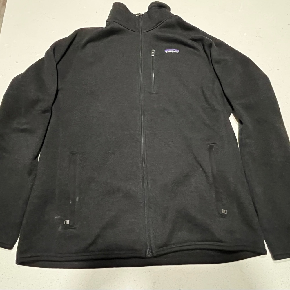 Black Patagonia zip up size xxl